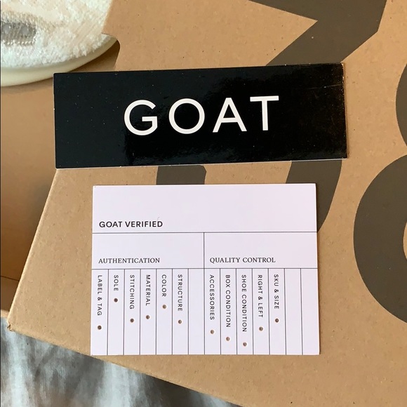 Yeezy Boost 380 - Picture 6 of 7